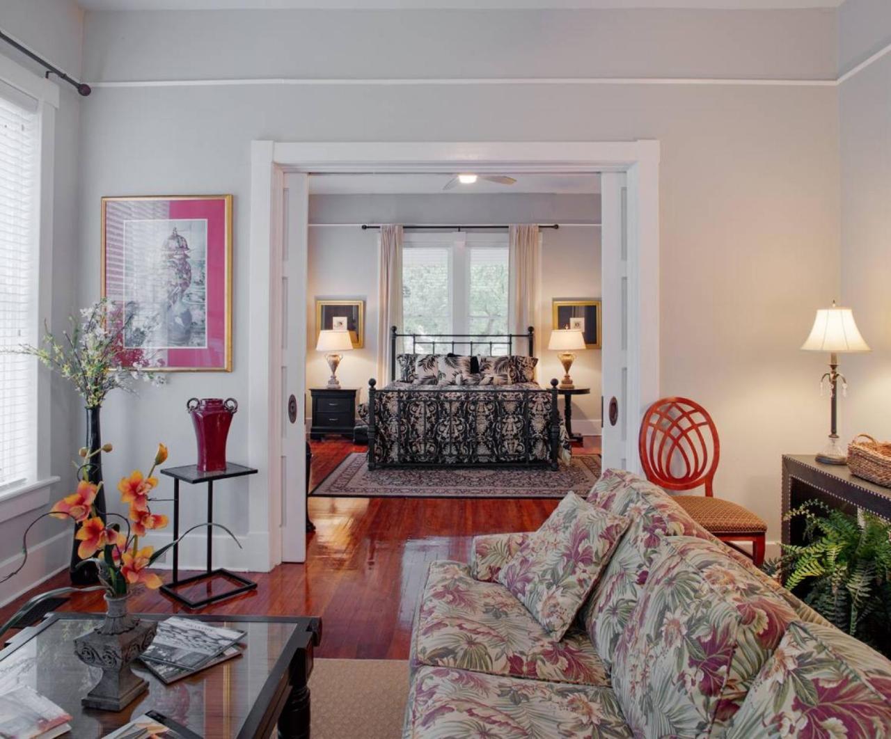 420Waldburg A - Modern Apt With Southern Charm Blocks From Forsyth Lejlighed Savannah Eksteriør billede